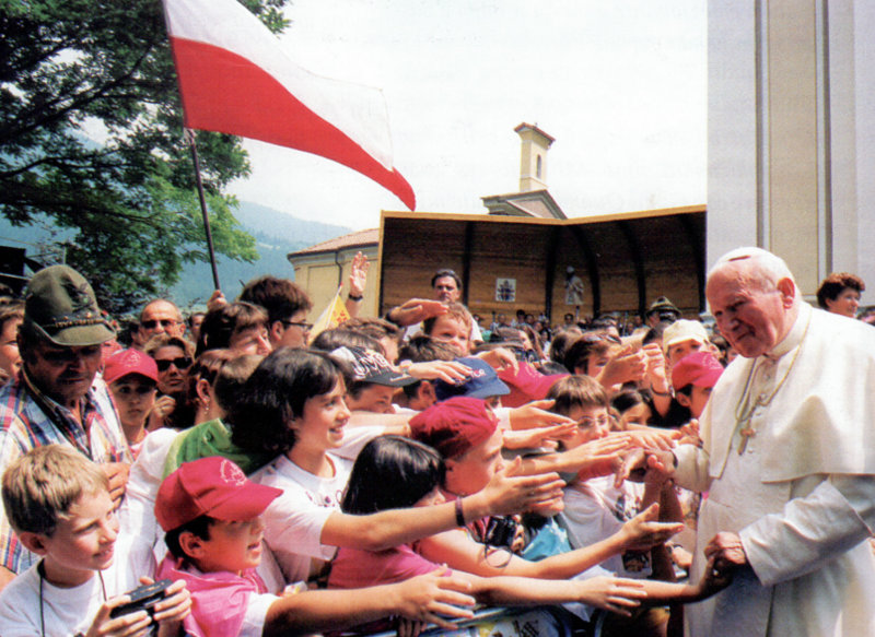 Il Papa con i bambini.