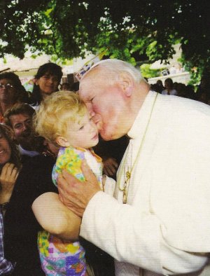 papa giovanni paolo II e bambino
