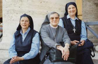 Saluti dalle nostre suore