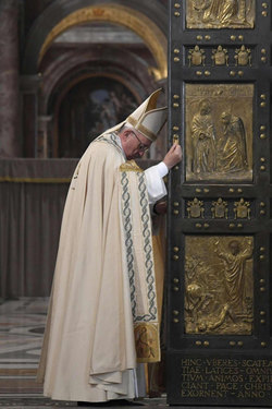 papa porta santa