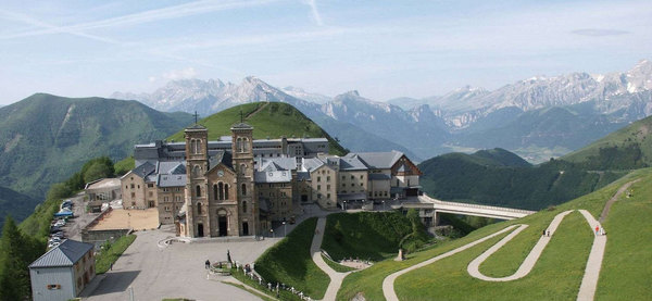 PELLEGRINAGGIO AL SANTUARIO DE «LA SALETTE» e visita alla città di Grenoble (Francia)