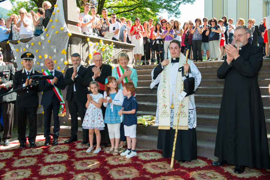 Don Alex novello sacerdote.