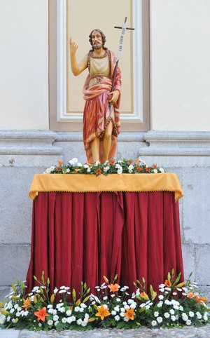 statua Giovanni Battista