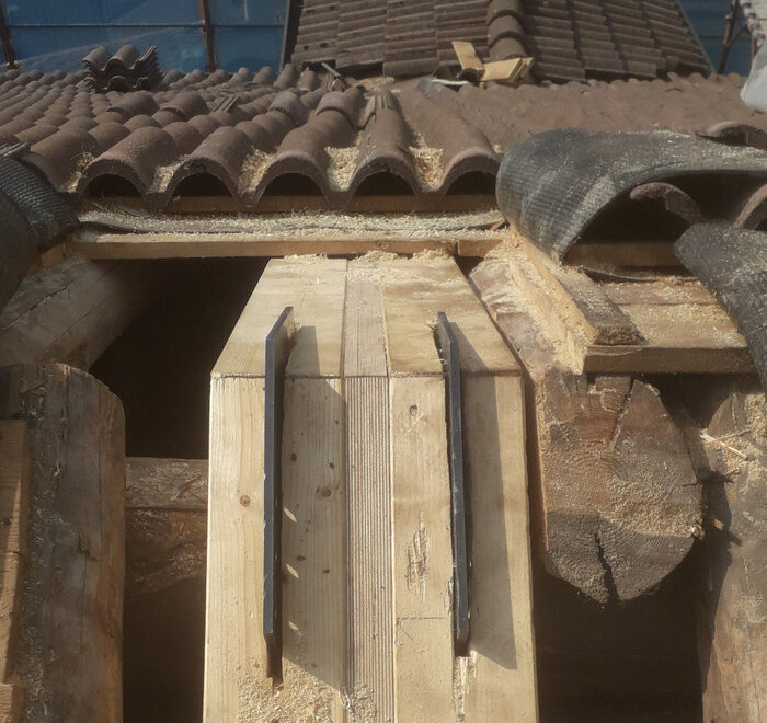 Consolidamento della struttura del sottotetto