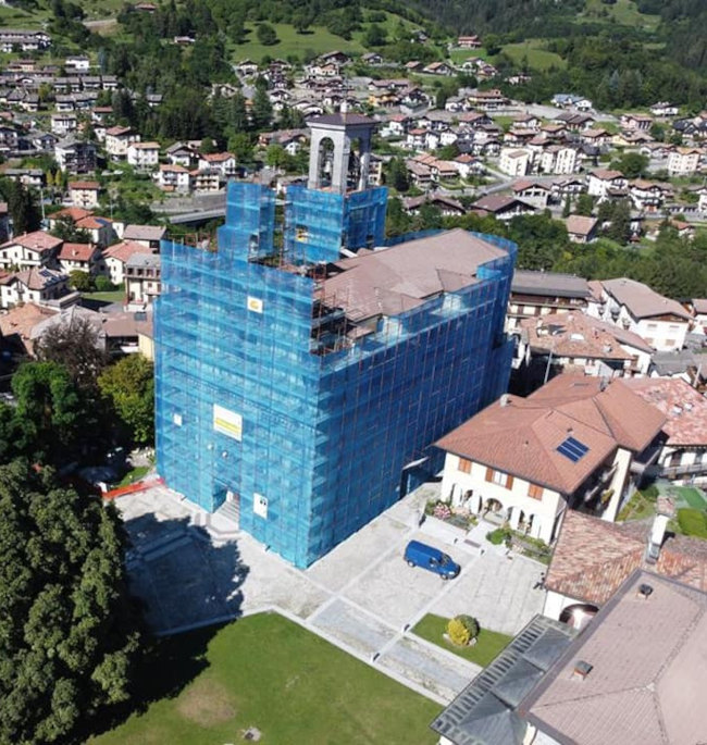 Si inizia a rivedere il campanile